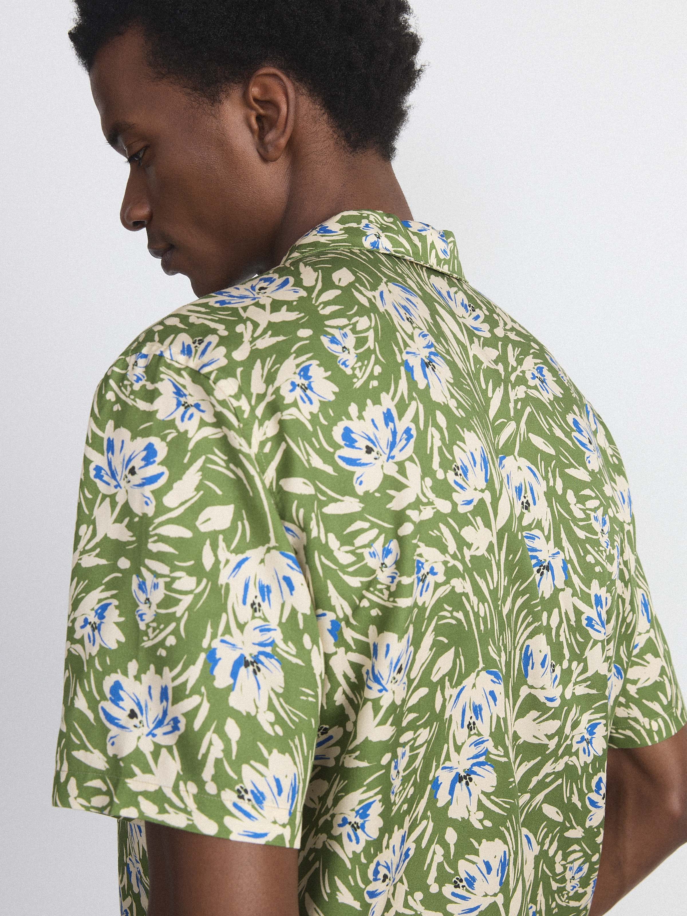 Oliver – Floral Camp Collar Shirt