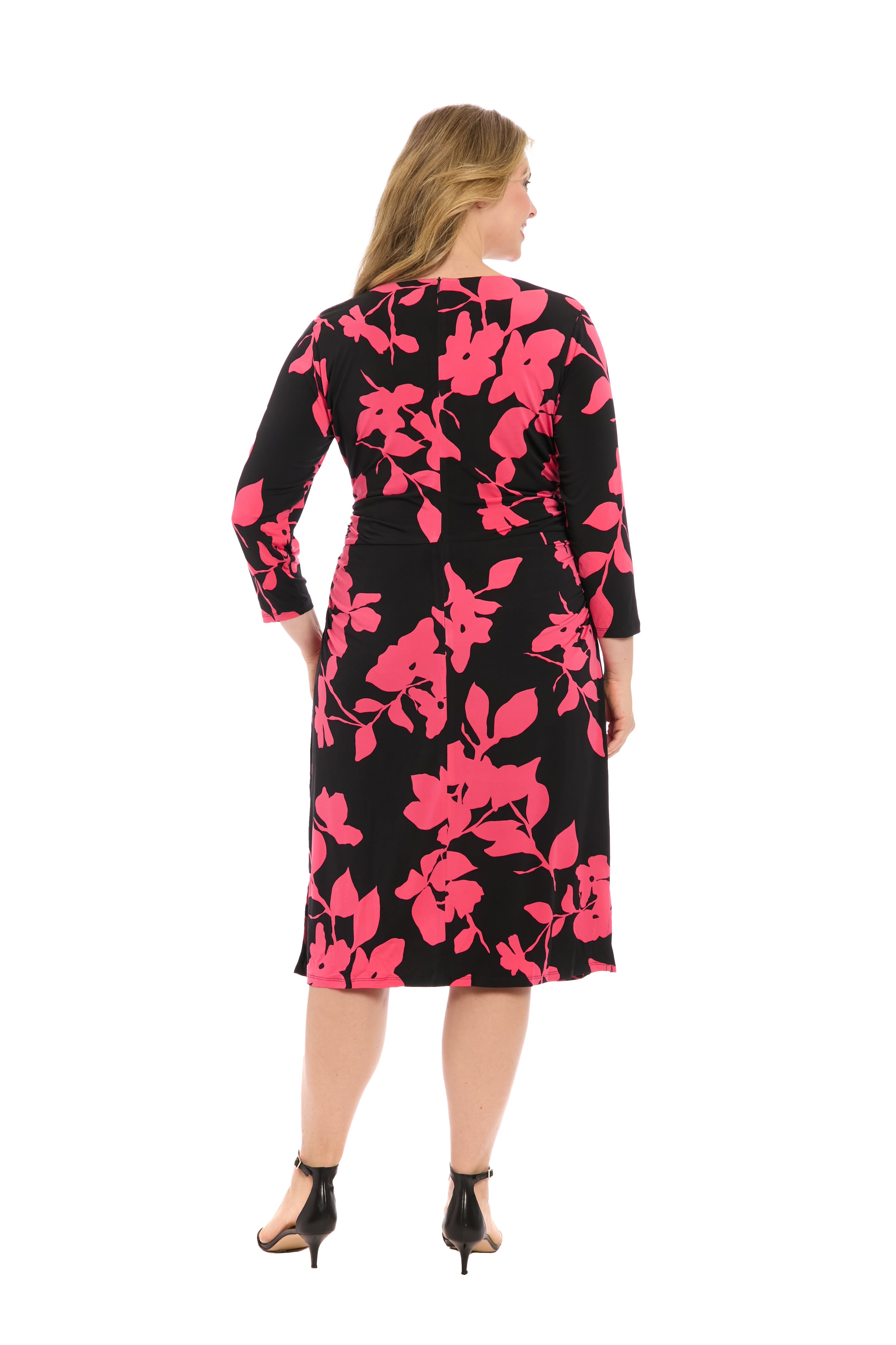 Brielle – Elegant Ruched Midi Dress