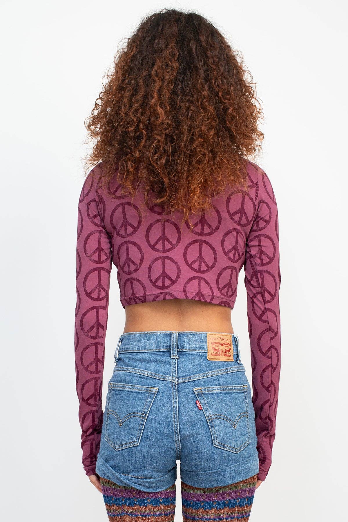 Lily – Peace Sign Long Sleeve Crop Top