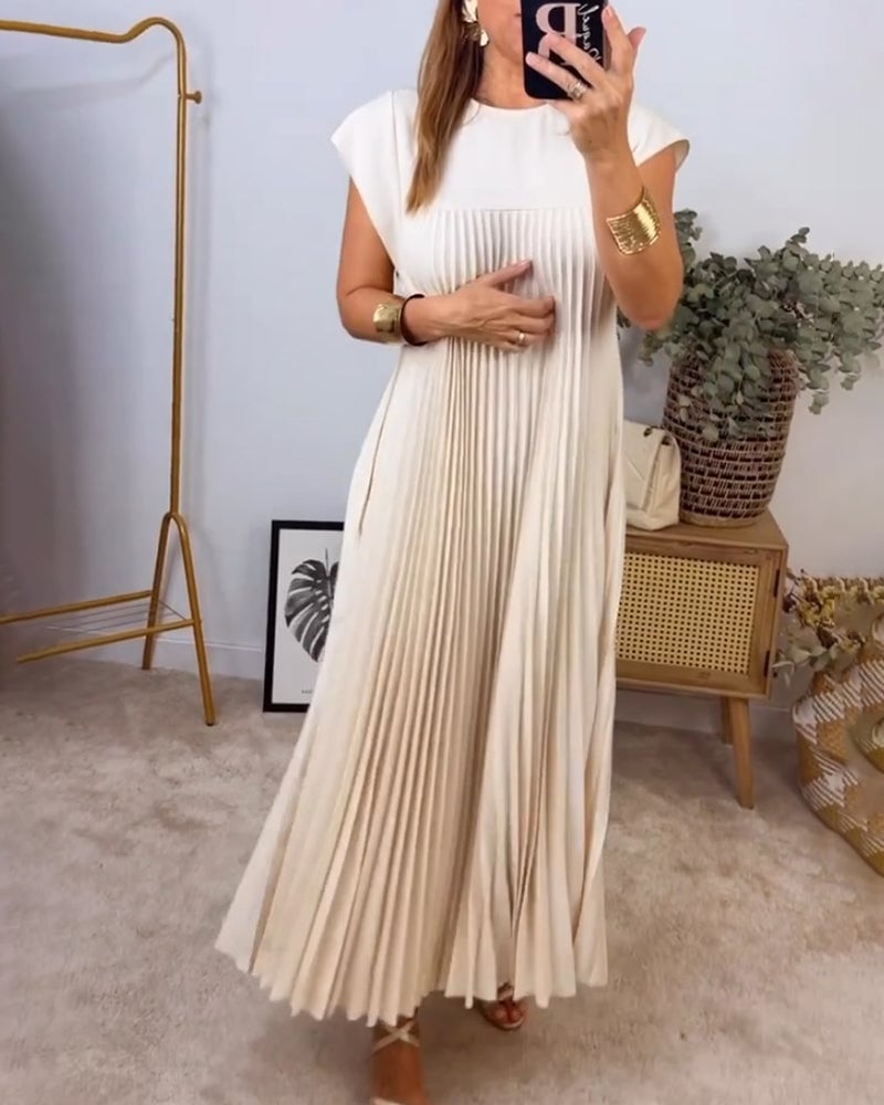 Valerie – Sculpted Pleat Maxi Dress