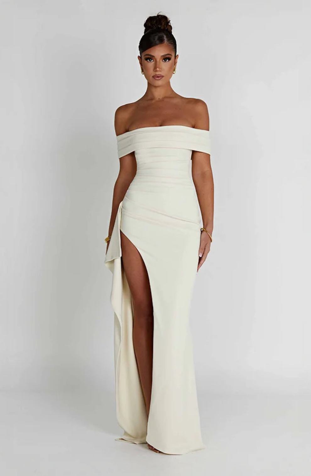 Bianella – Off-Shoulder Thigh-Split Gown