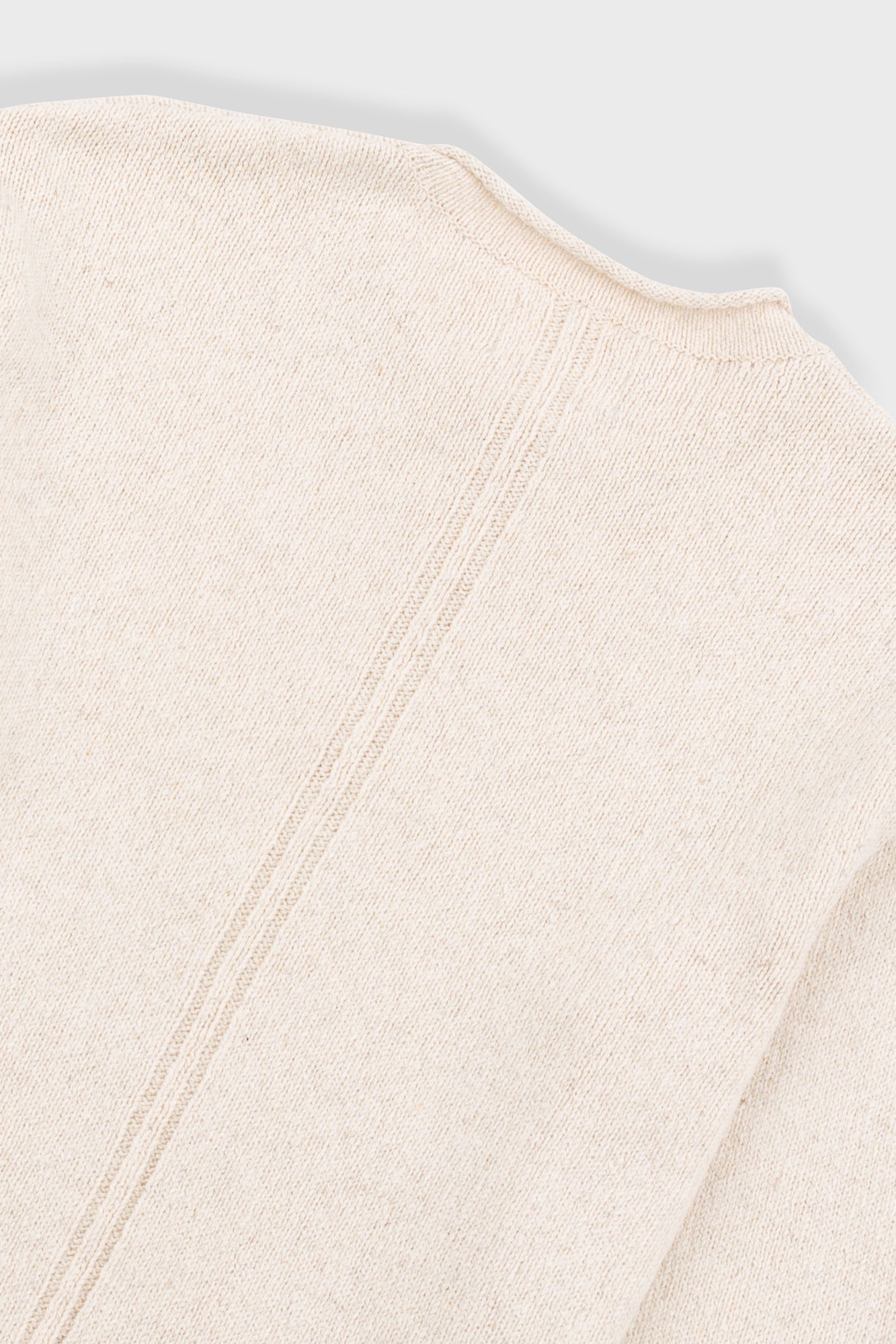 Oliver – Slouch Crew Ecru