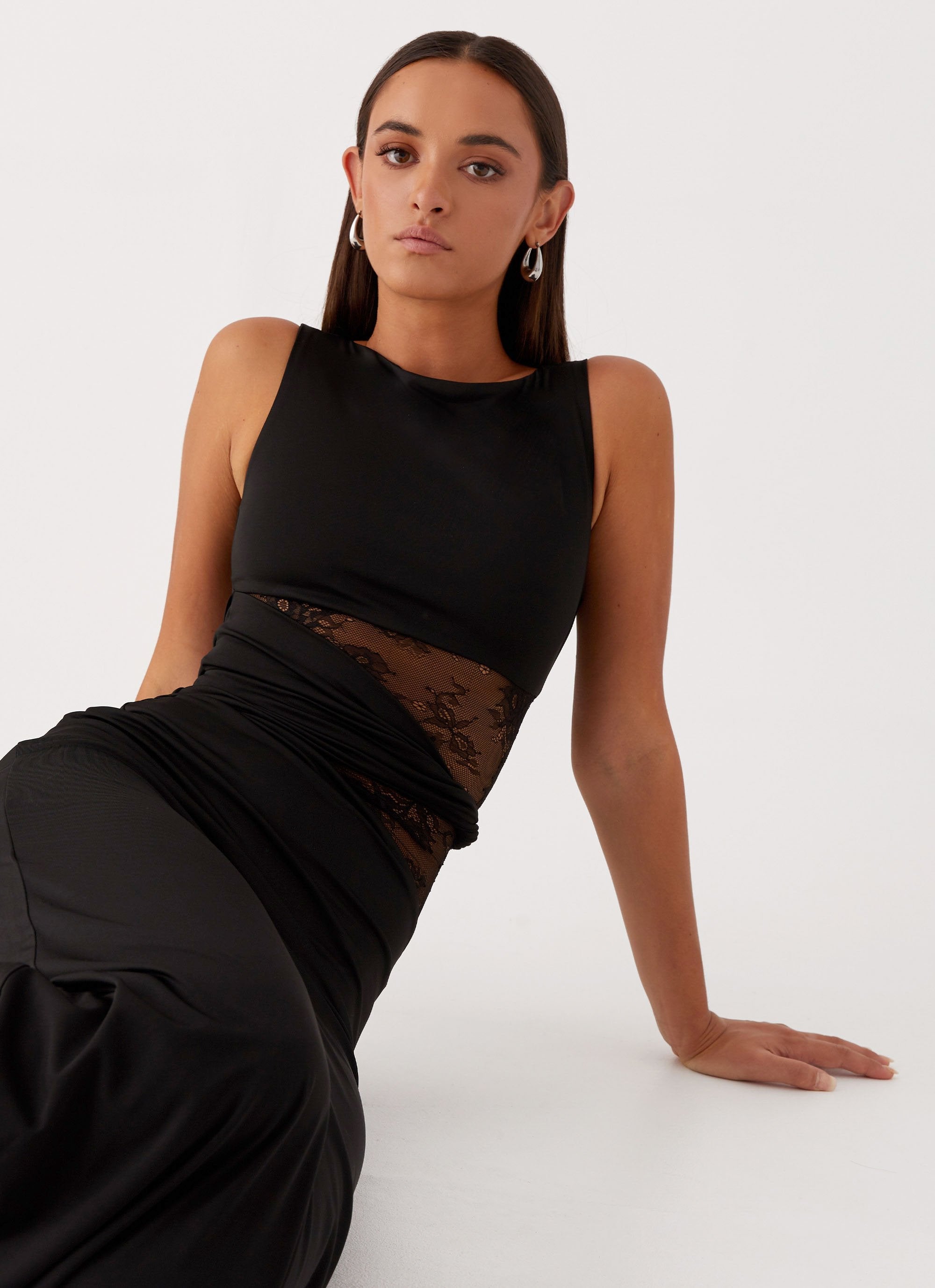 Tiana – Lace Twist-Panel Gown