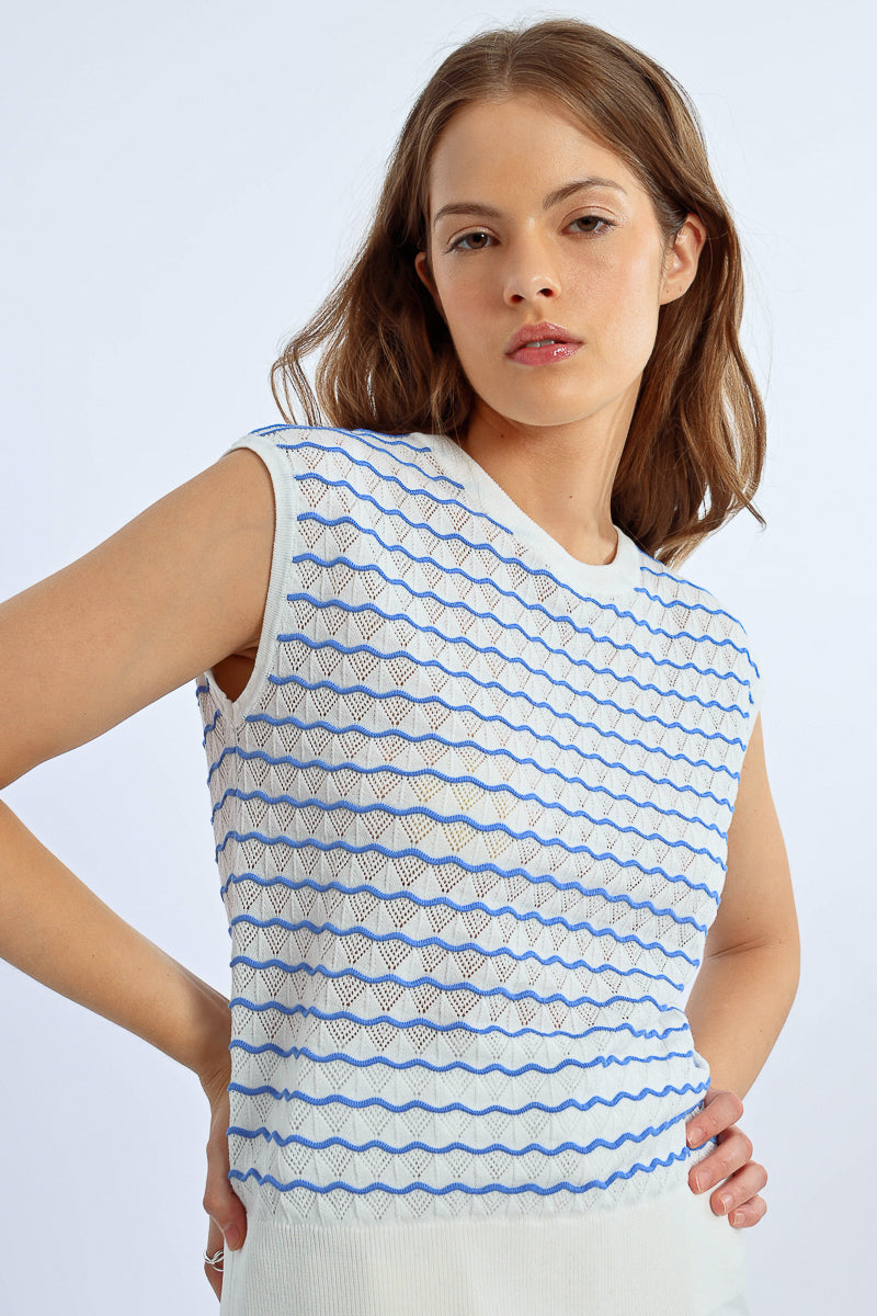 Daisy – White and Blue Sleeveless Sweater