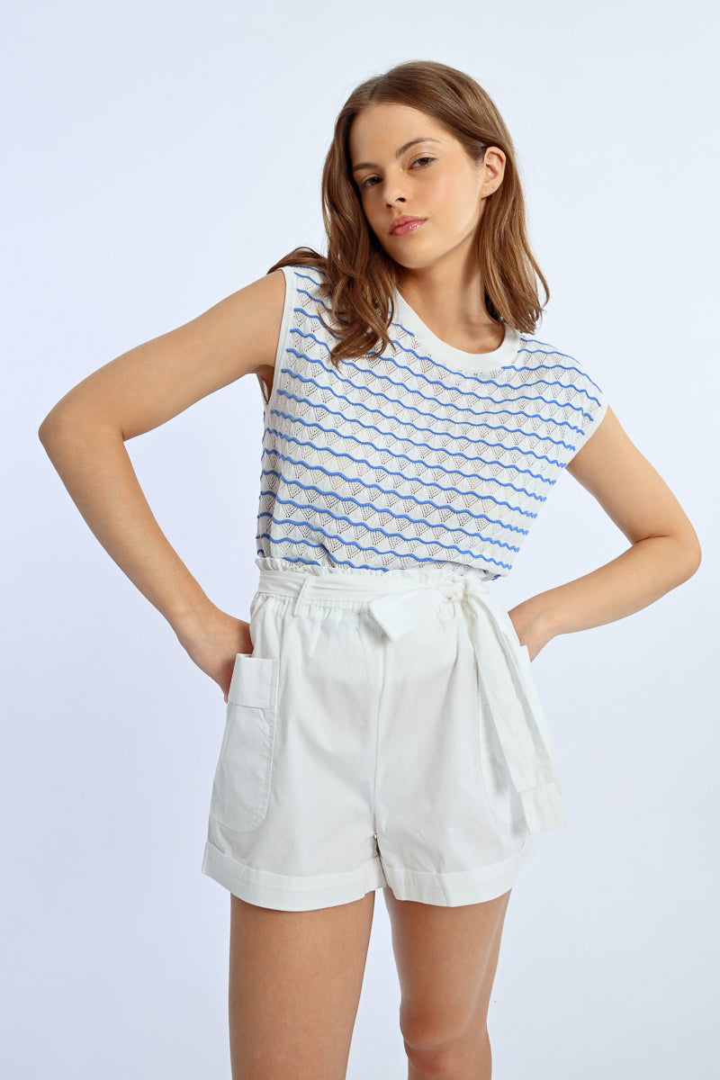 Daisy – White and Blue Sleeveless Sweater