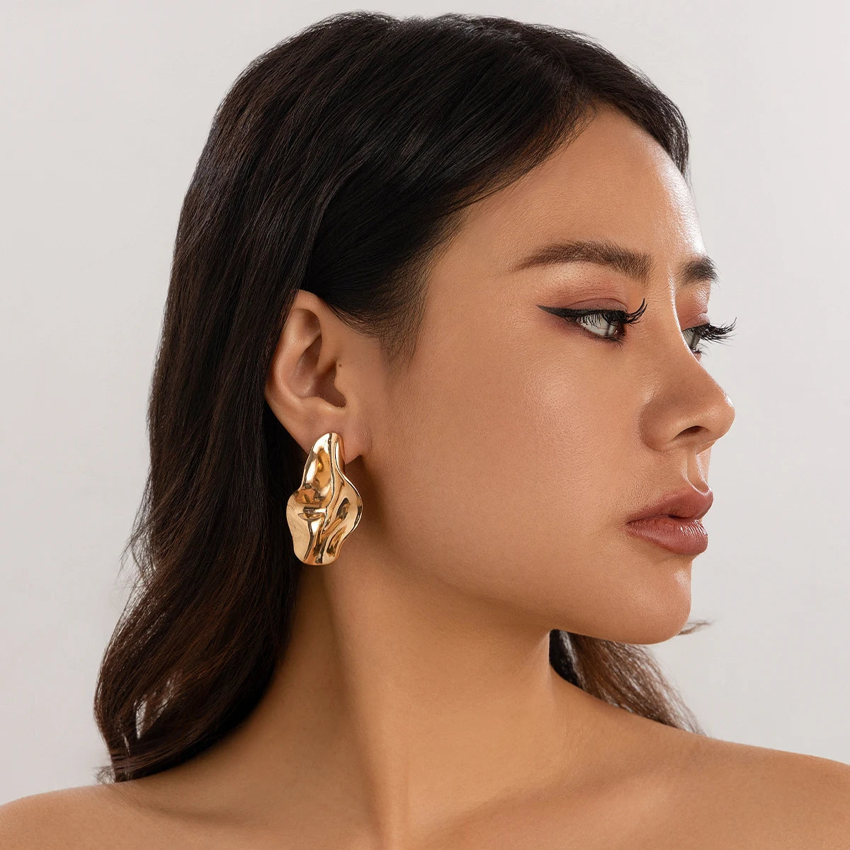 Gold Irregular Pleated Metal Earrings for Women – Modern Party Jewelry