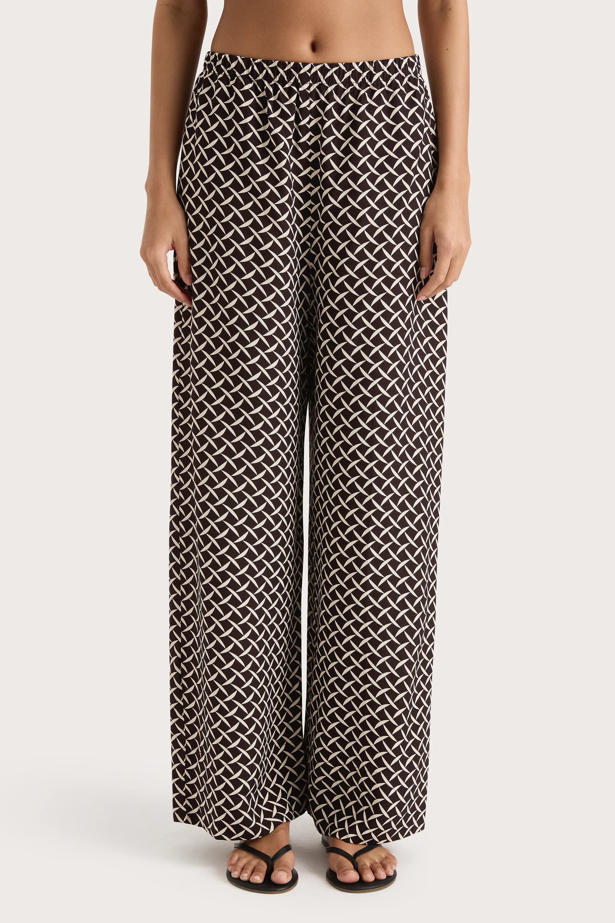 Harriet – Wide Leg Geo Print Trousers
