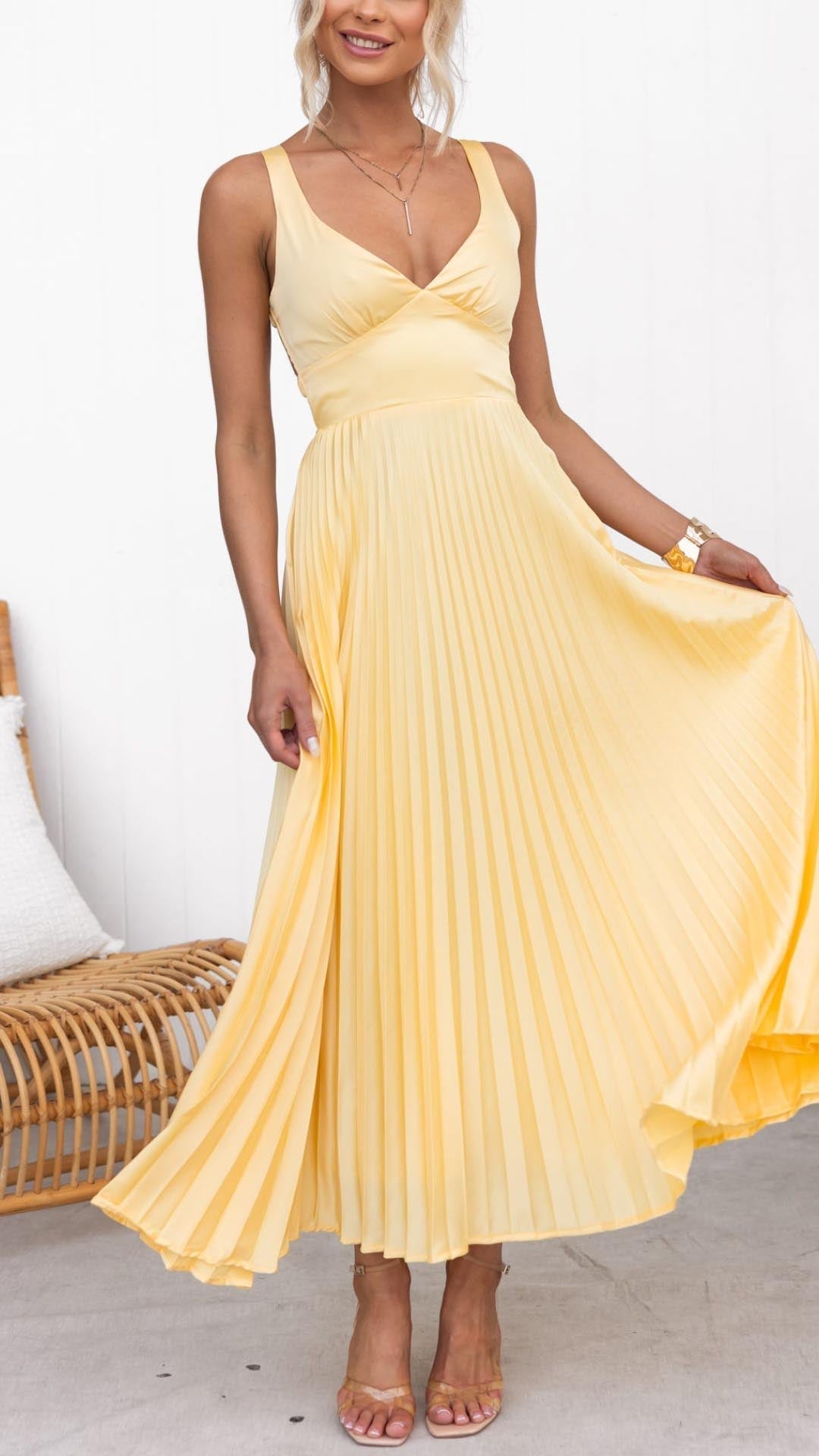 Aby – Pleated Back Dress