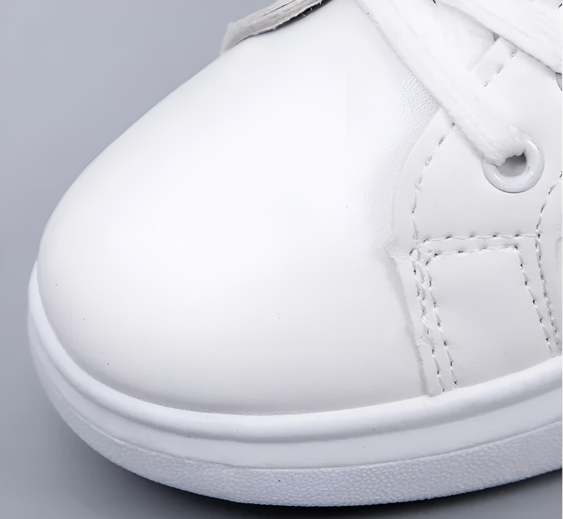 Lunora – Minimalist luxury sneakers