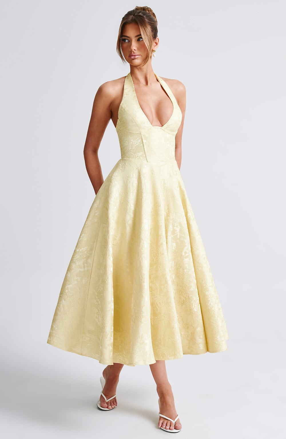 Paolina – Vintage Bow Halter Dress