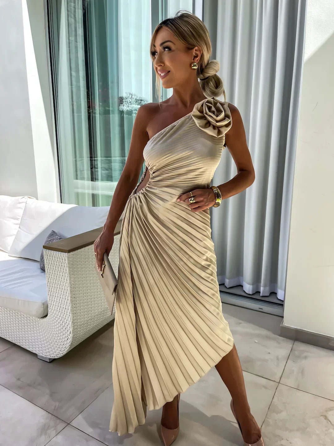 Lizbeth – Pleated One-Shoulder Midi Dress