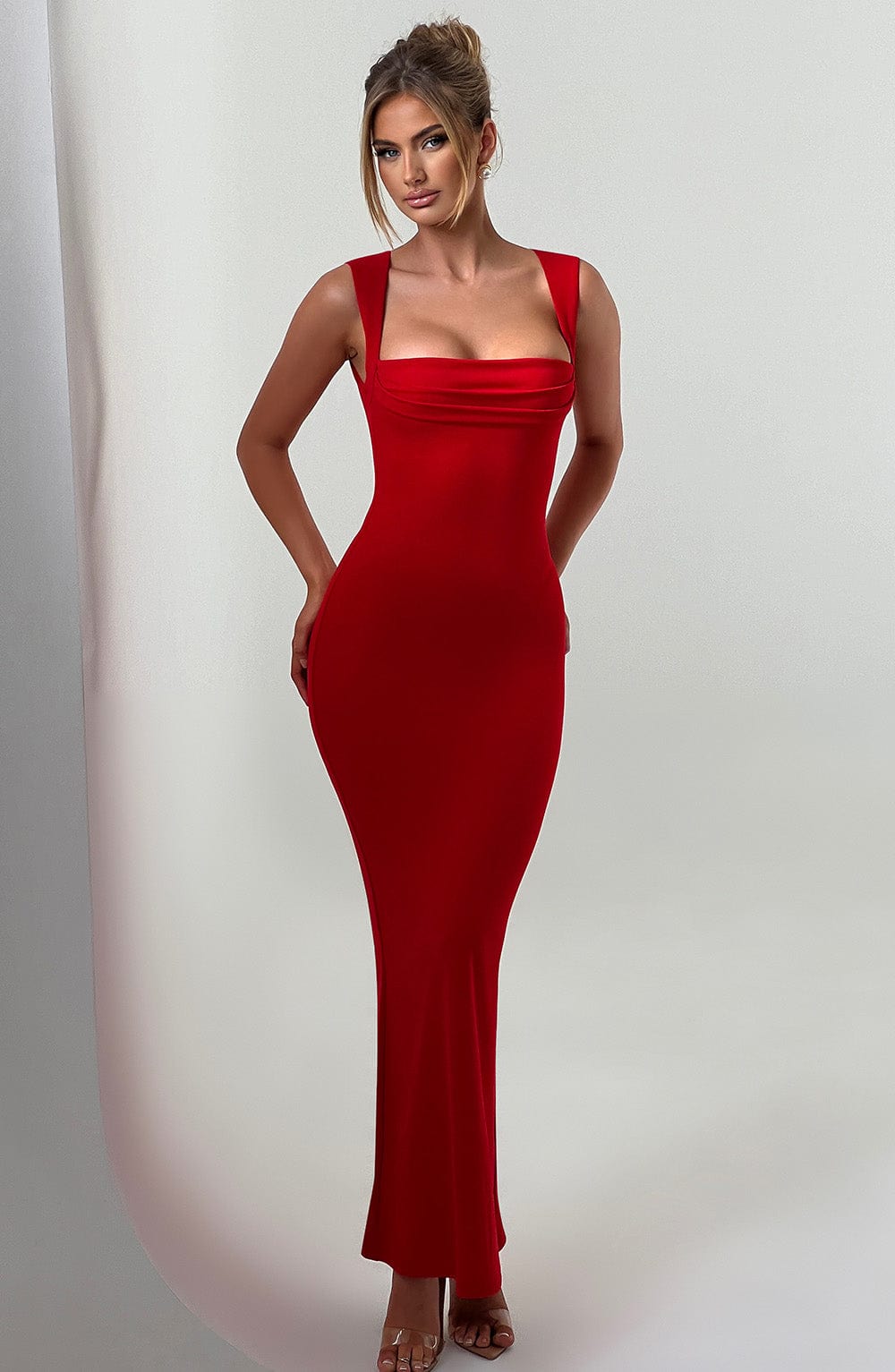 Flamara – Square Neck Sculpted Gown