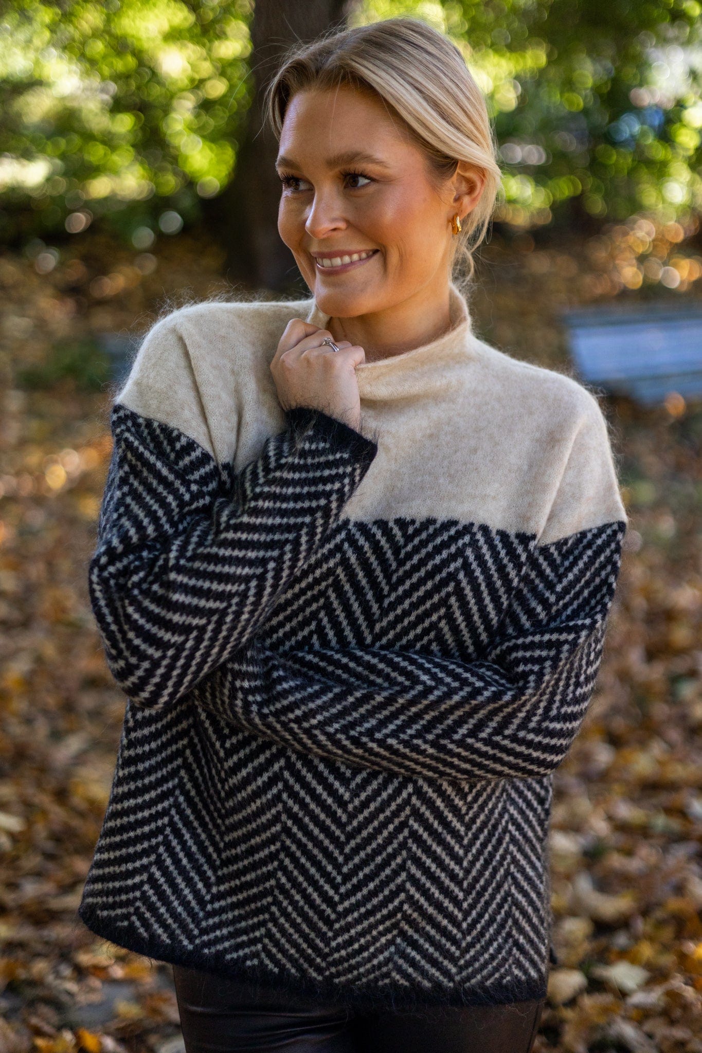 Mia - Knitted Jumper