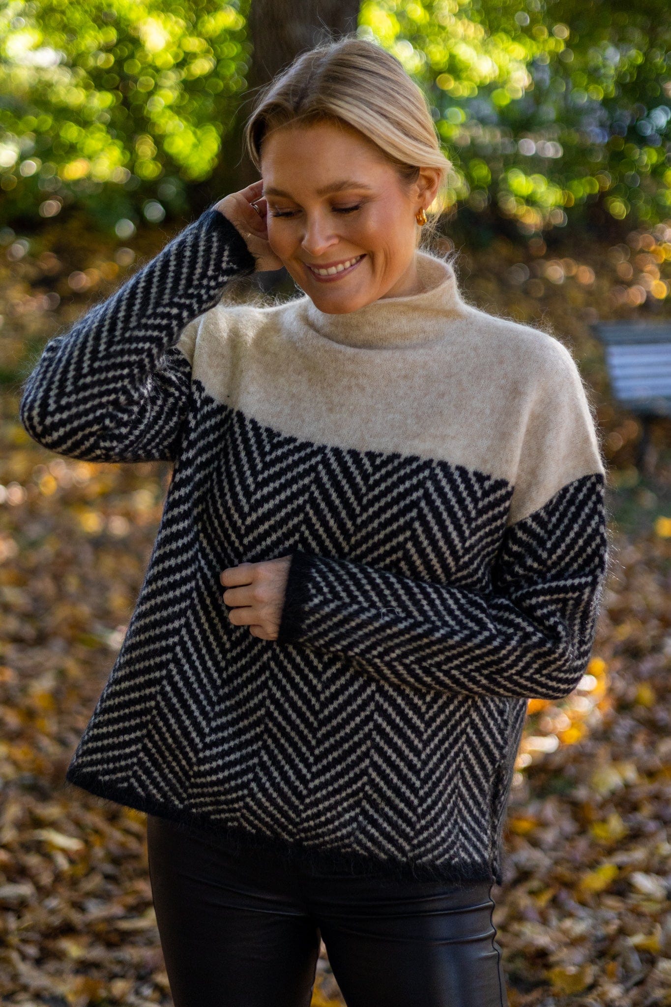 Mia - Knitted Jumper