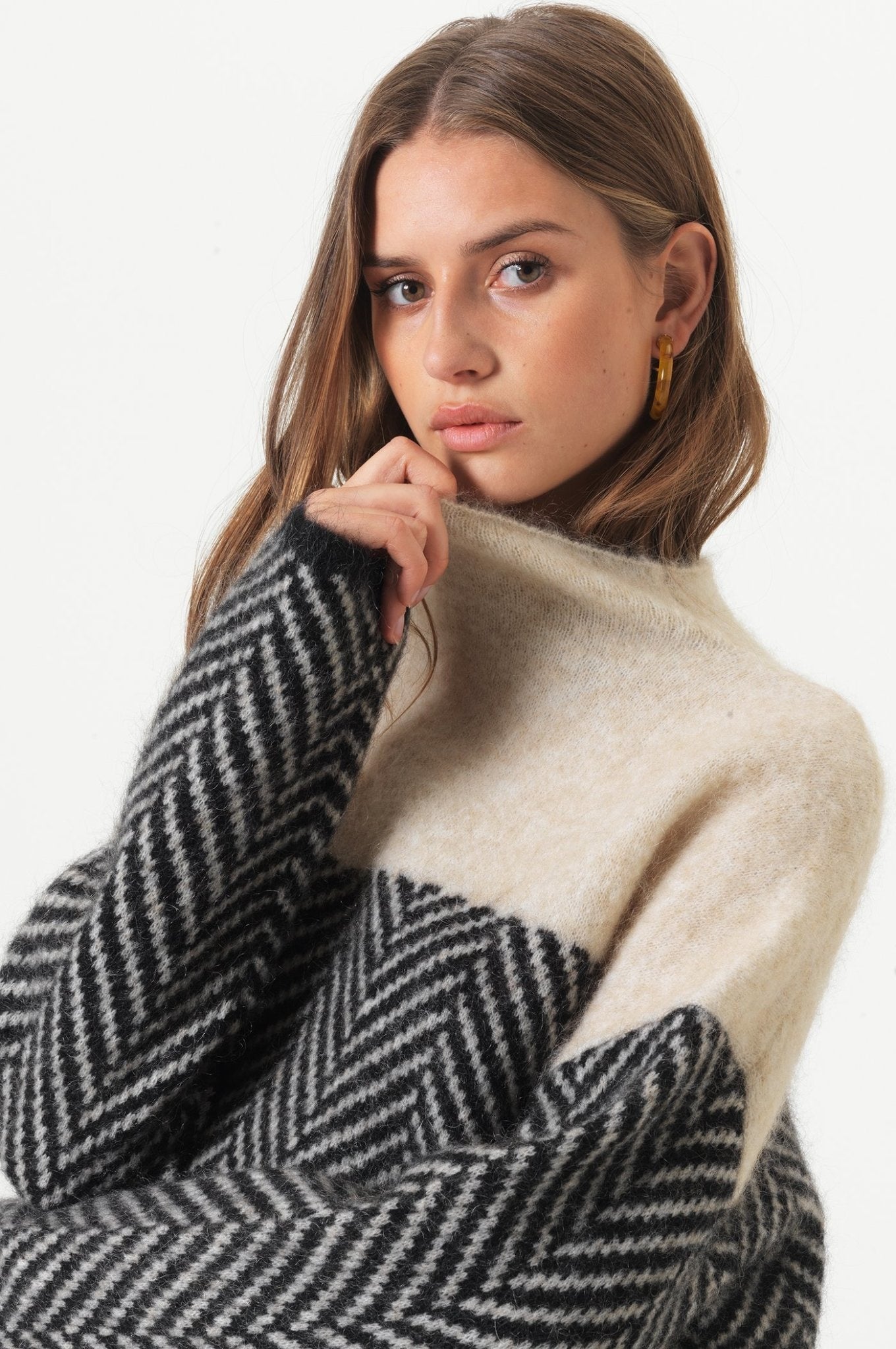 Mia - Knitted Jumper