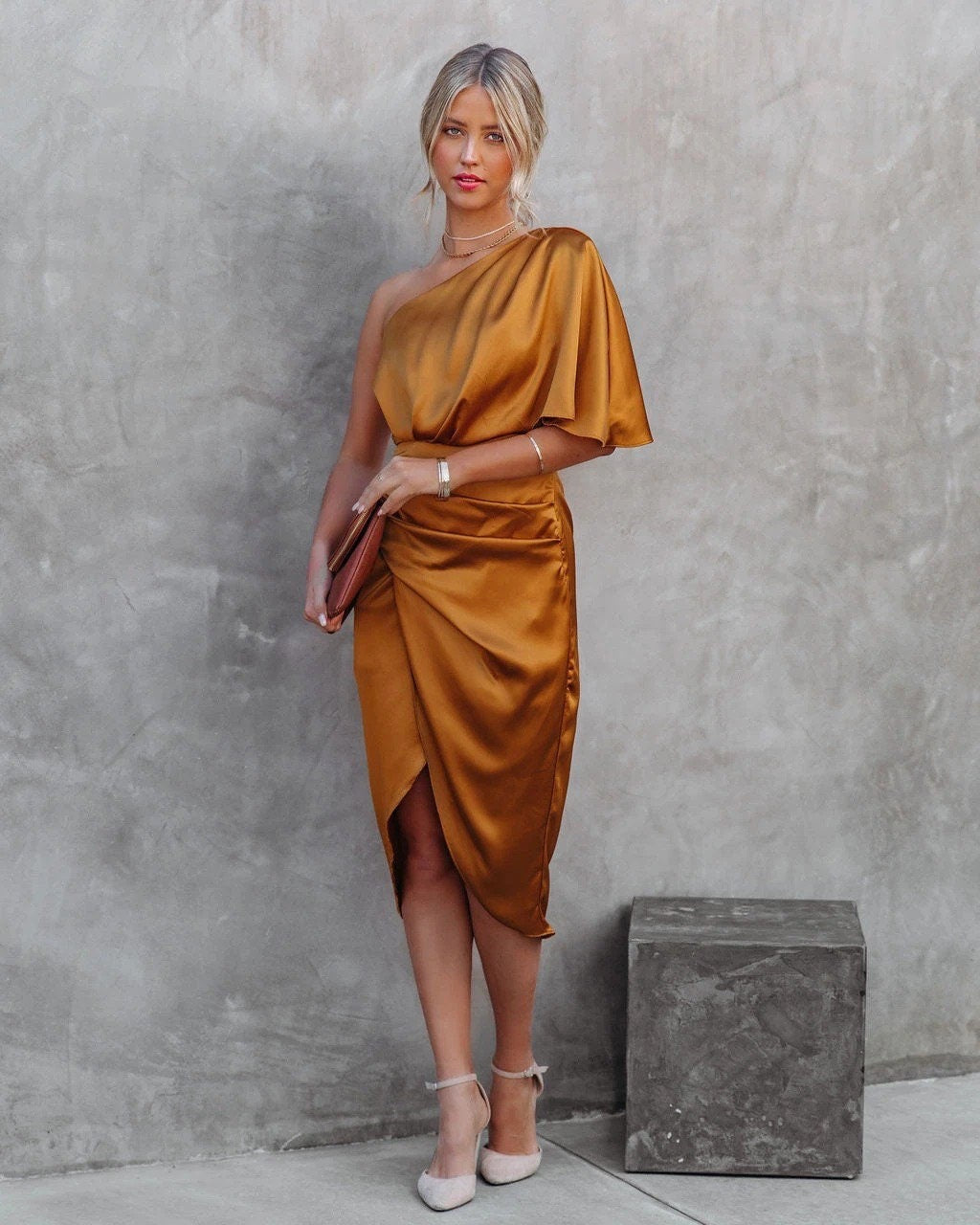 Maelle – One-Shoulder Drape Midi Dress