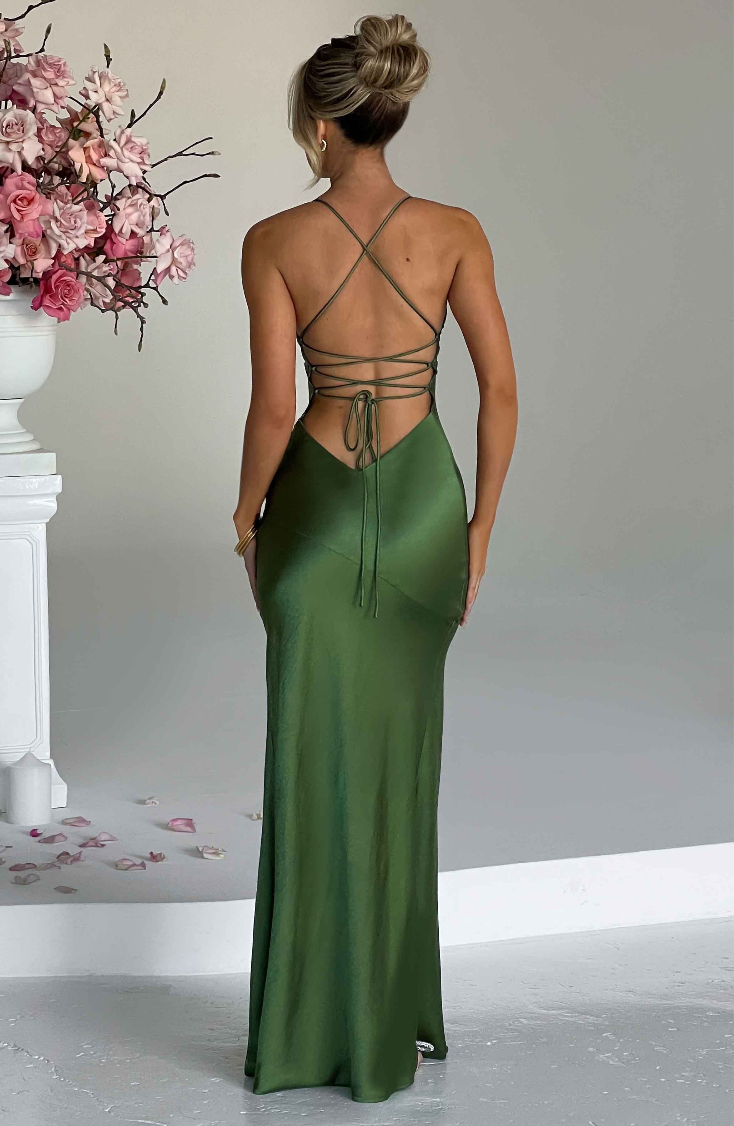 Lucrezia – Backless Maxi with Tie-Up Straps