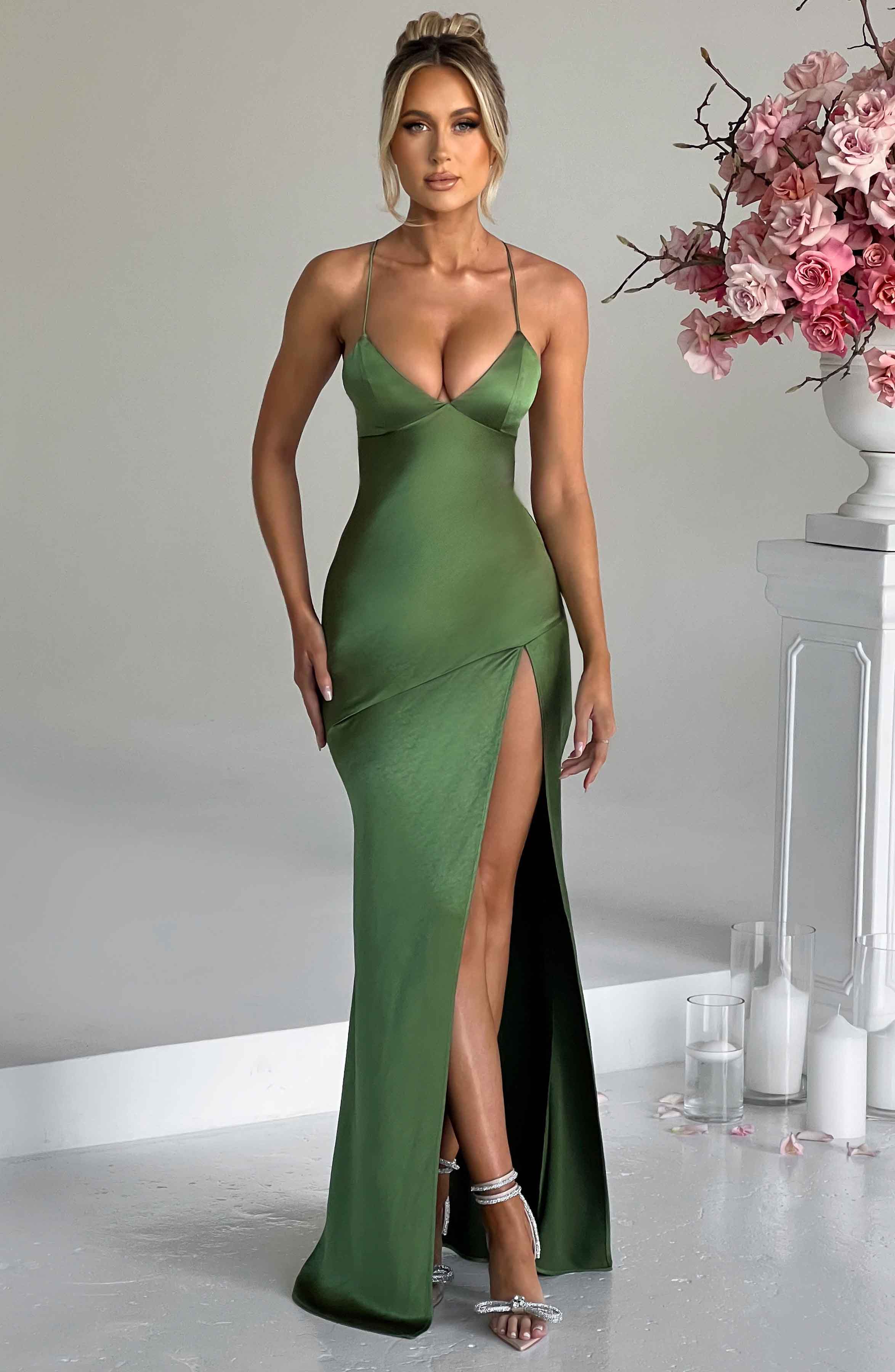 Lucrezia – Backless Maxi with Tie-Up Straps