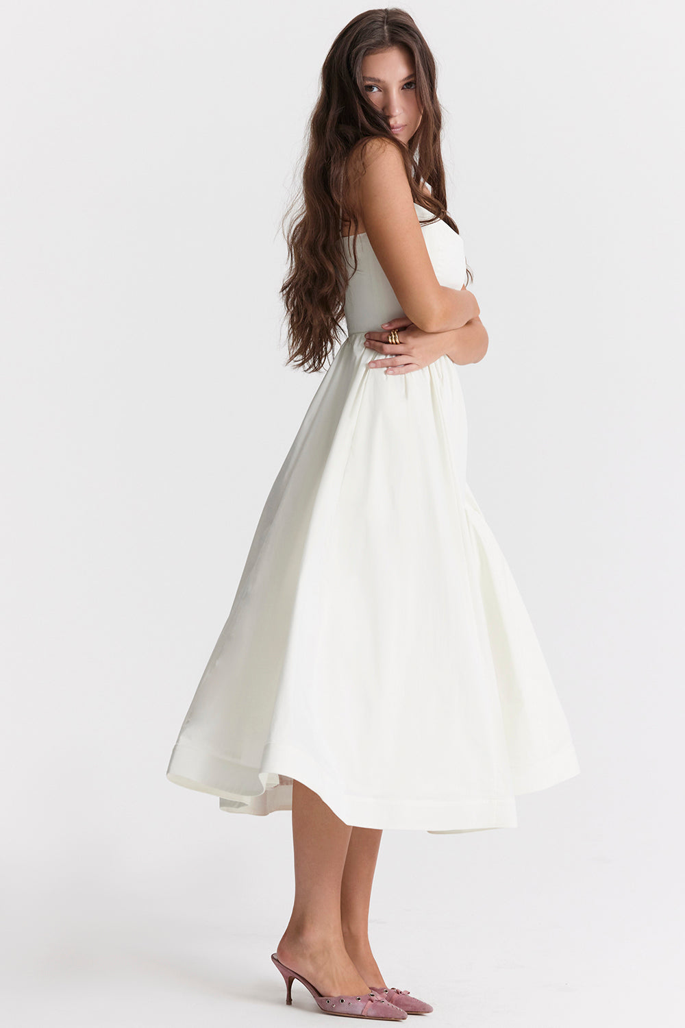 Beatrice – Sweetheart Midi Dress