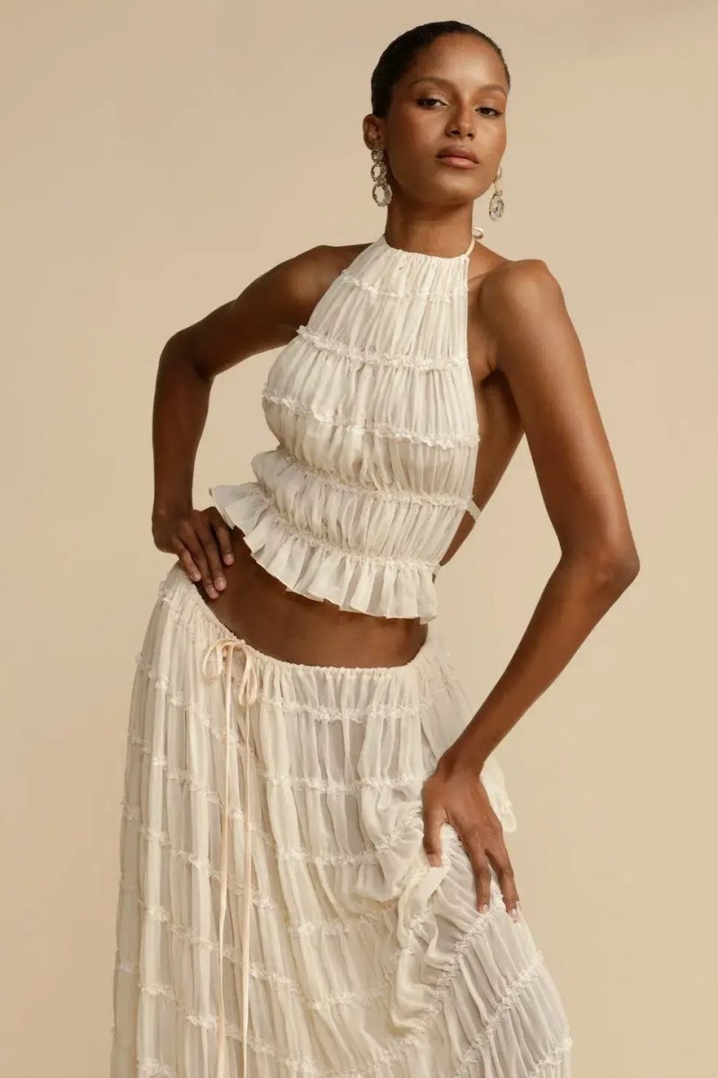 Backless pleated set