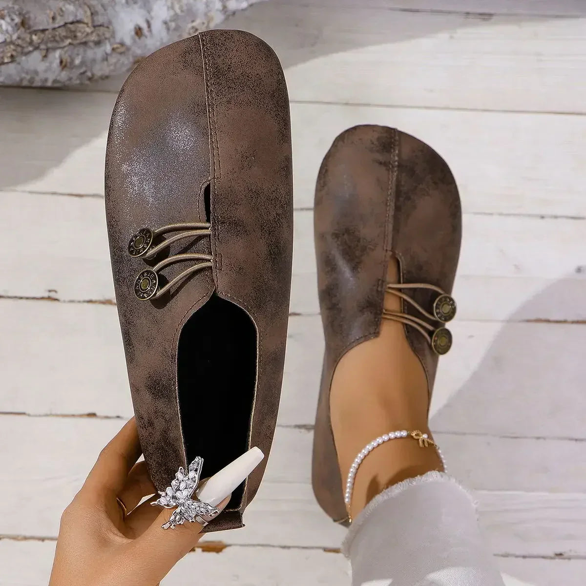 Freya – Loafers with Tailored Fit