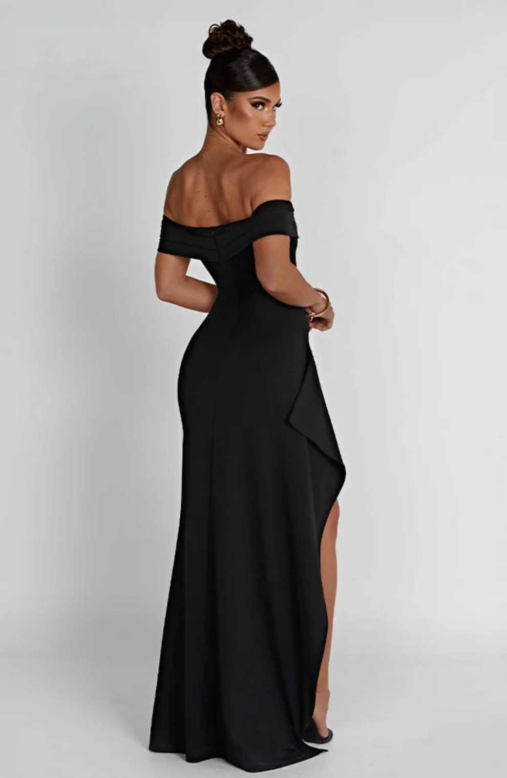 Bianella – Off-Shoulder Thigh-Split Gown
