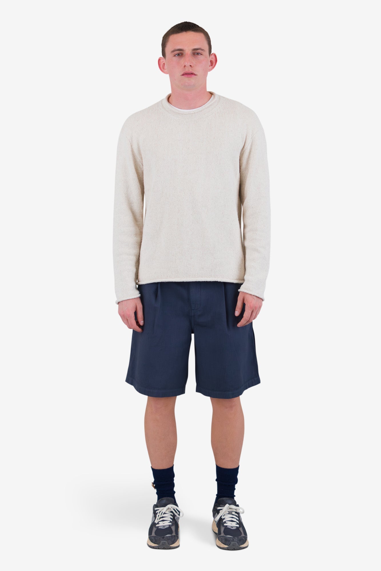 Oliver – Slouch Crew Ecru