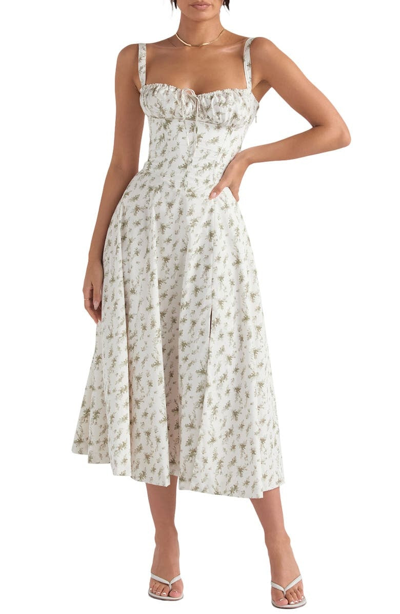 Waist-shaping dress