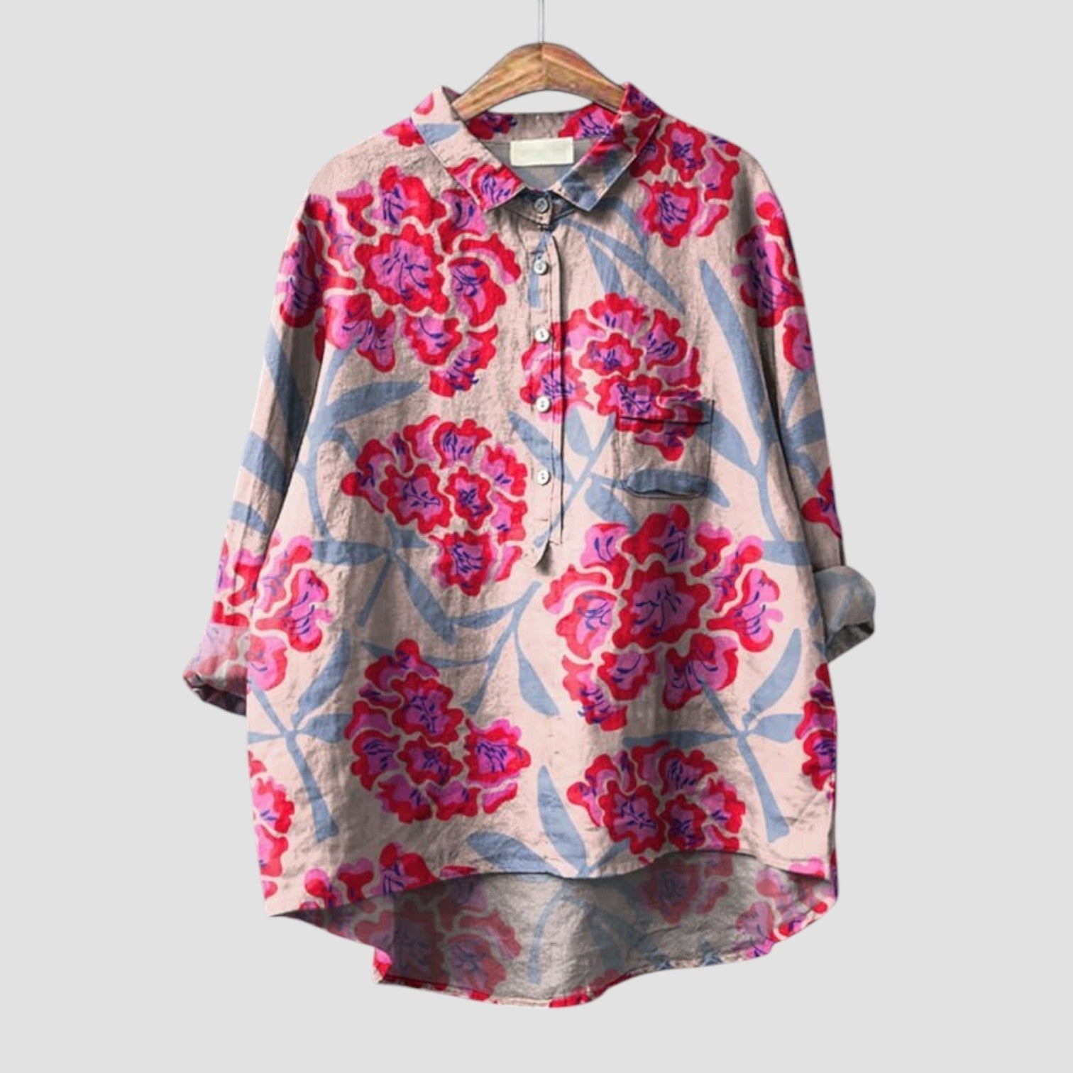 Renata | Women's oversize floral shirt with bold style and fluid comfort
