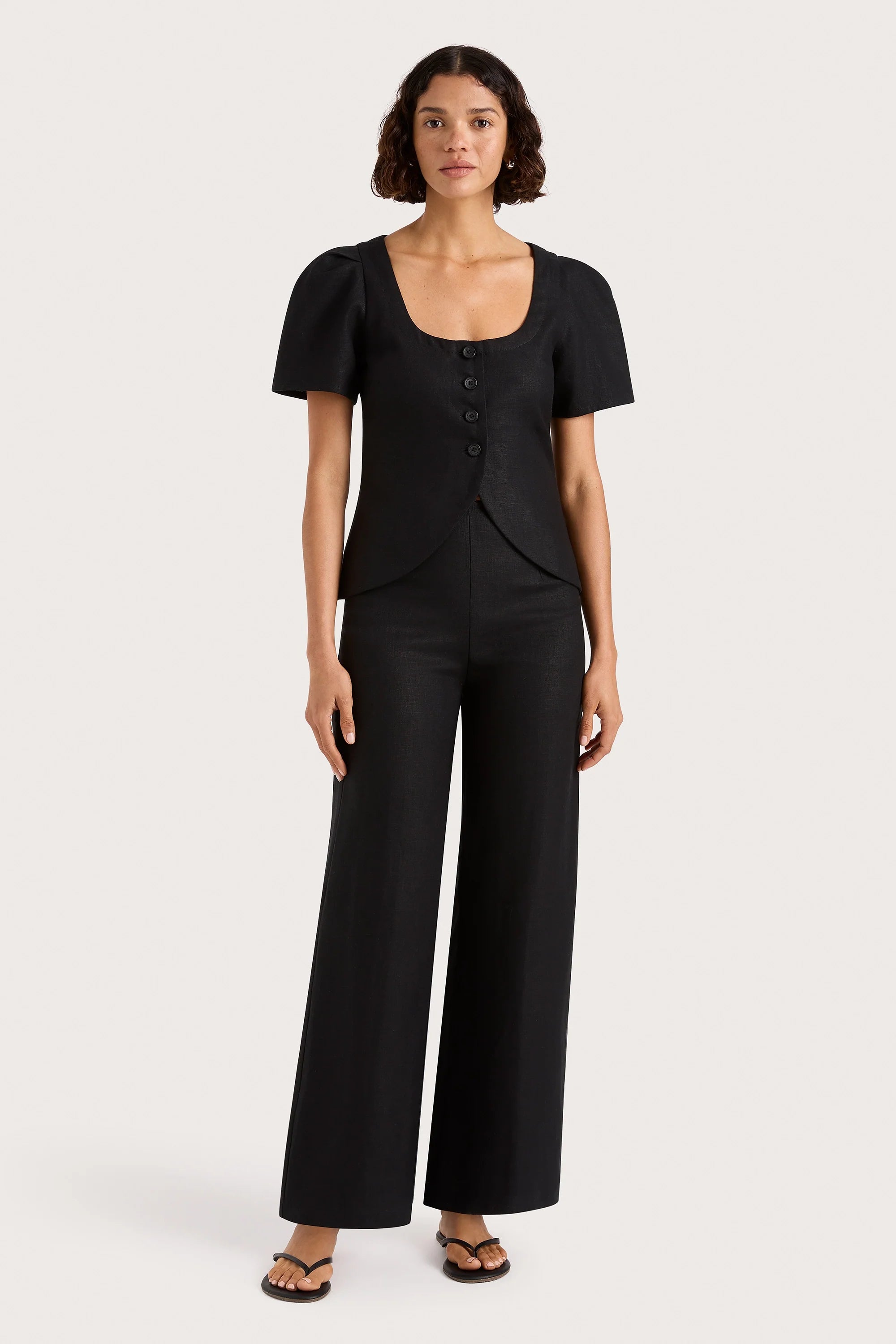 Sophia – High-Waisted Wide-Leg Trousers Black