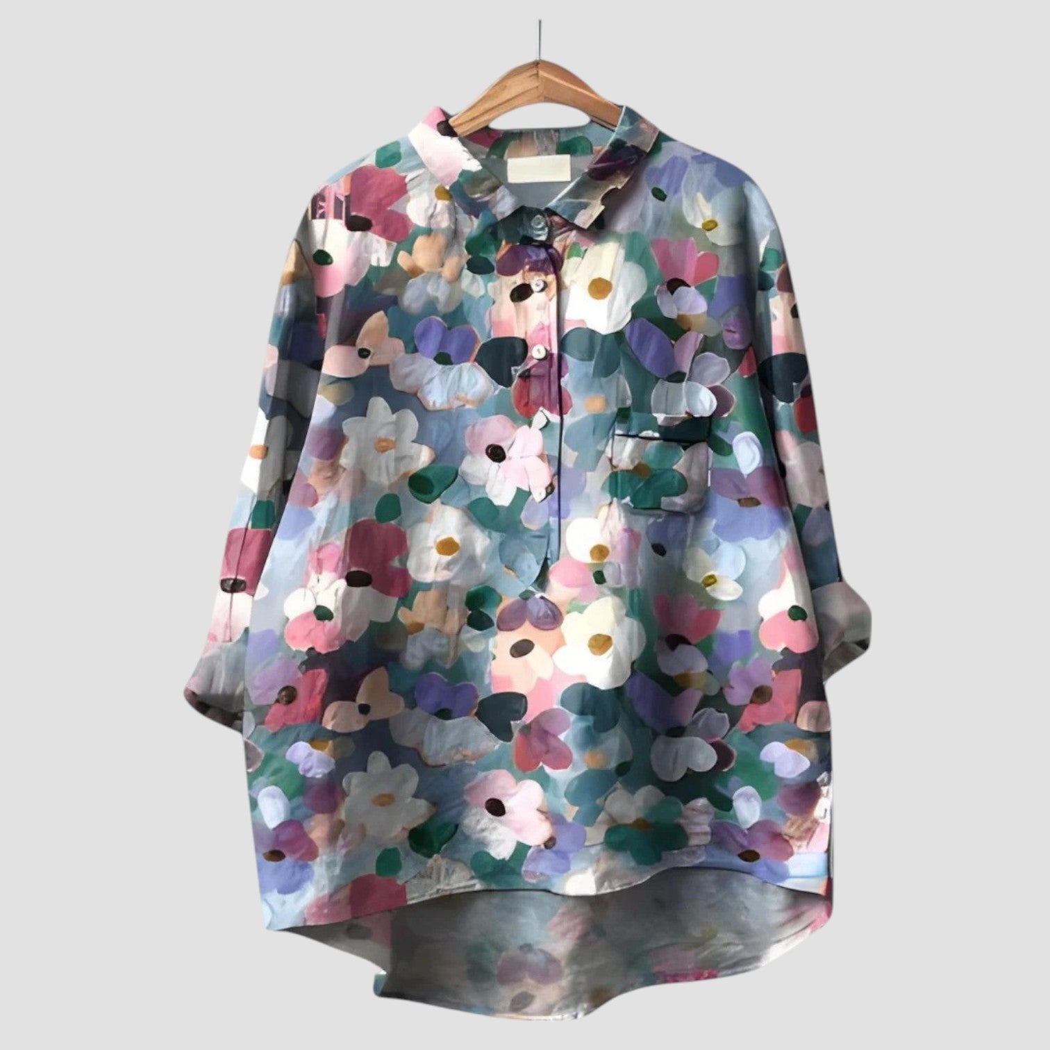 VERONICA ⏐ Oversize Shirt with Artistic Floral Fantasy