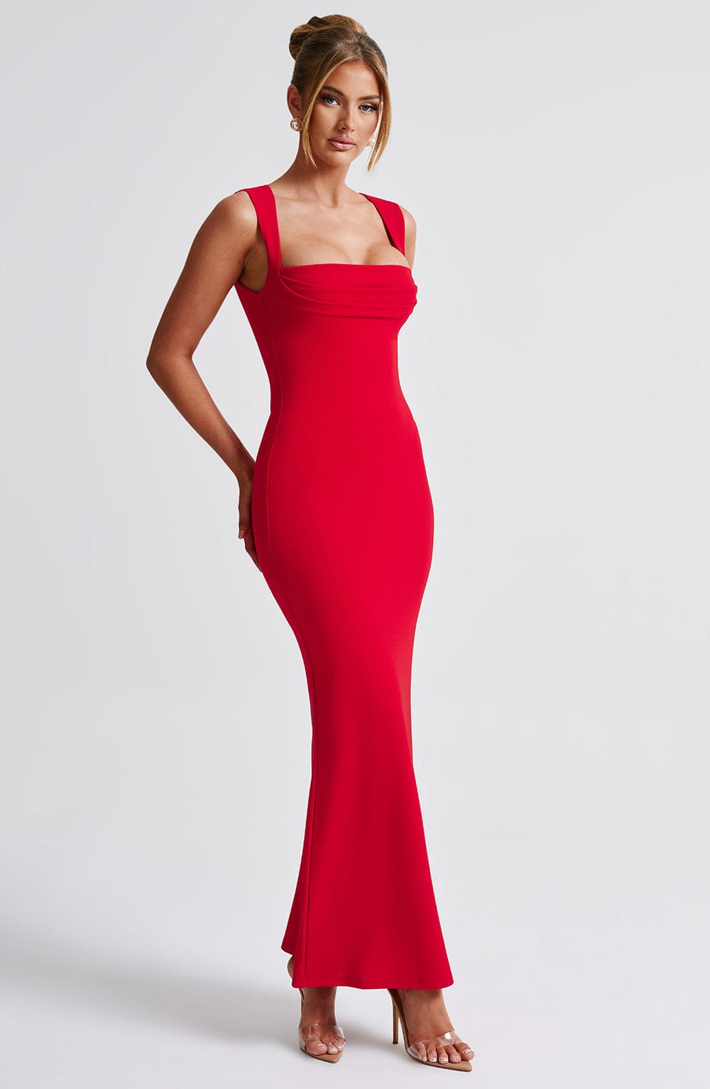 Flamara – Square Neck Sculpted Gown