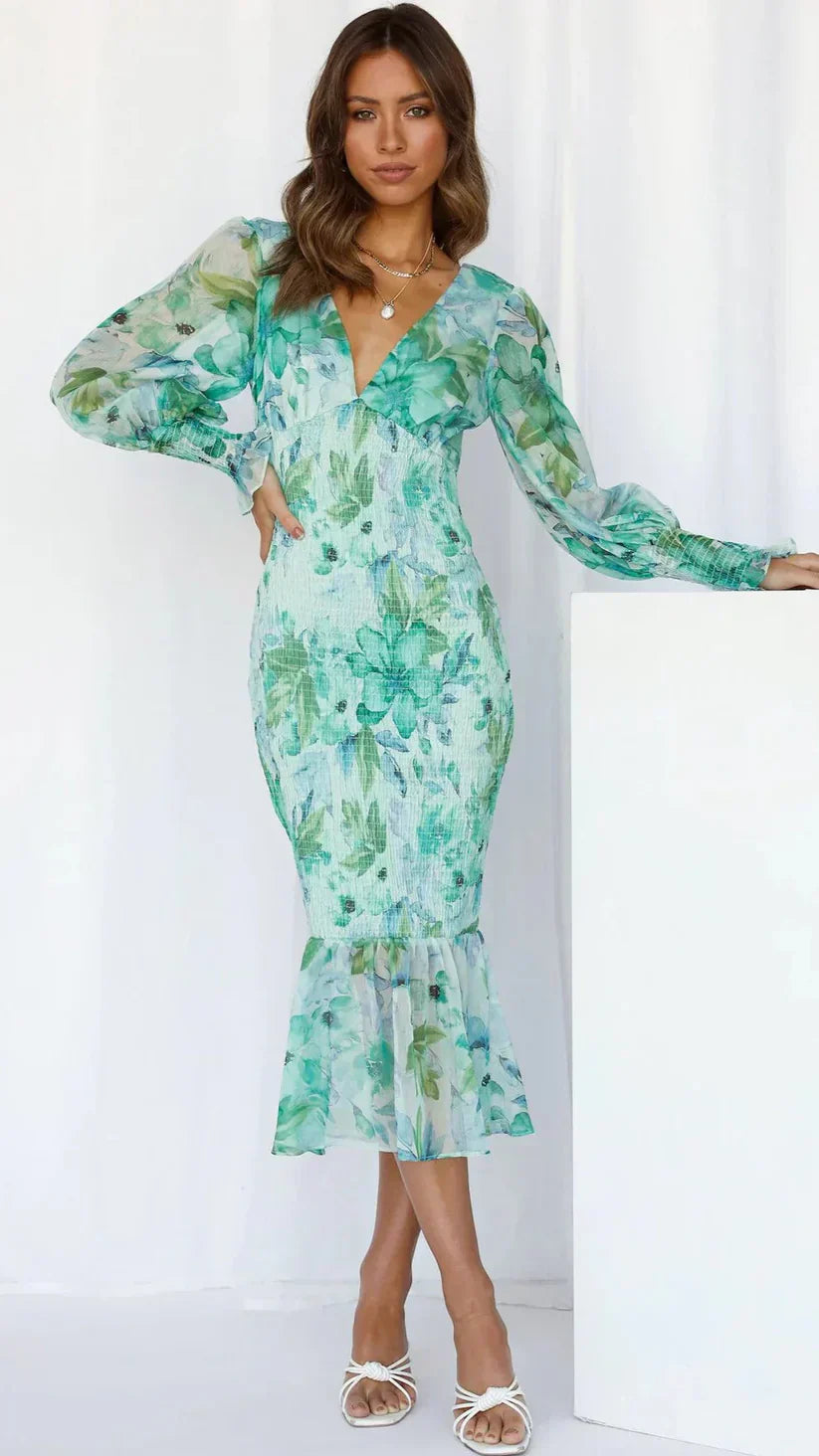 Miley – Ruched Empire Midi Dress
