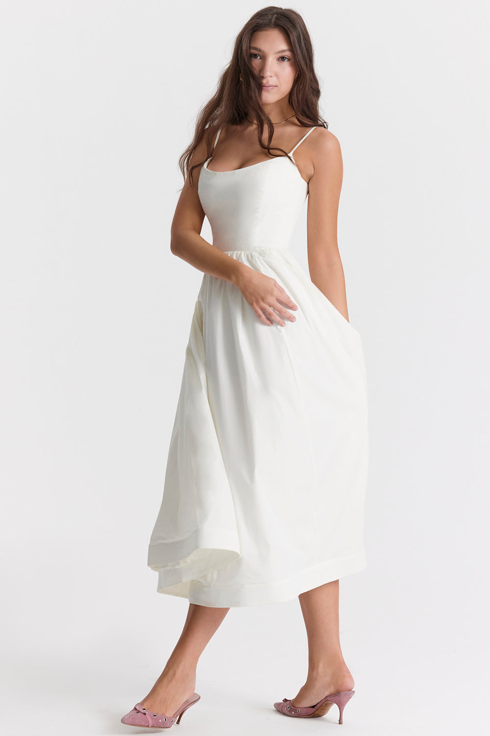 Beatrice – Sweetheart Midi Dress