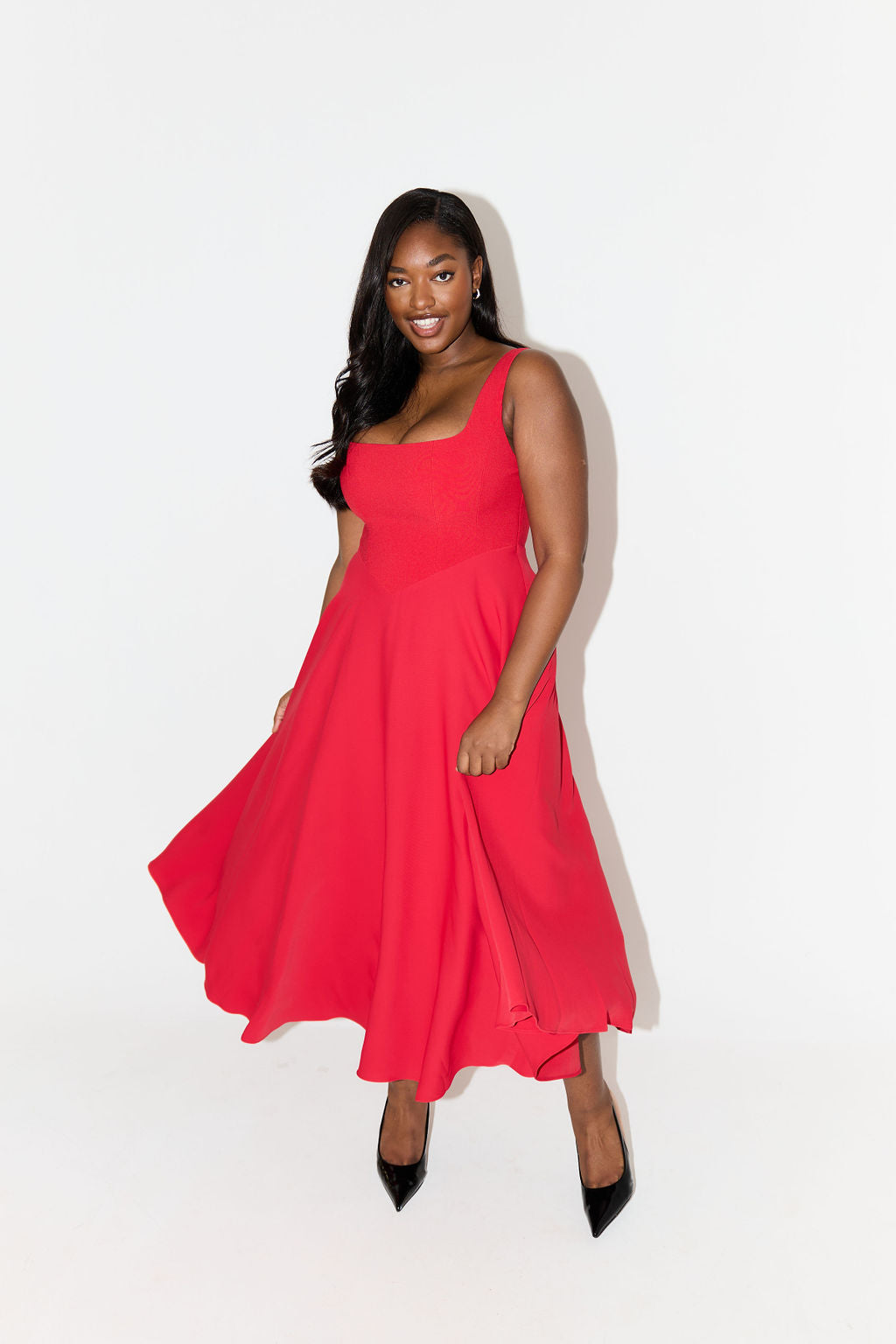 Amelia – Classic Square Neck Midi Dress