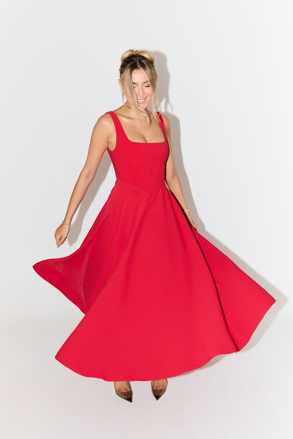 Amelia – Classic Square Neck Midi Dress