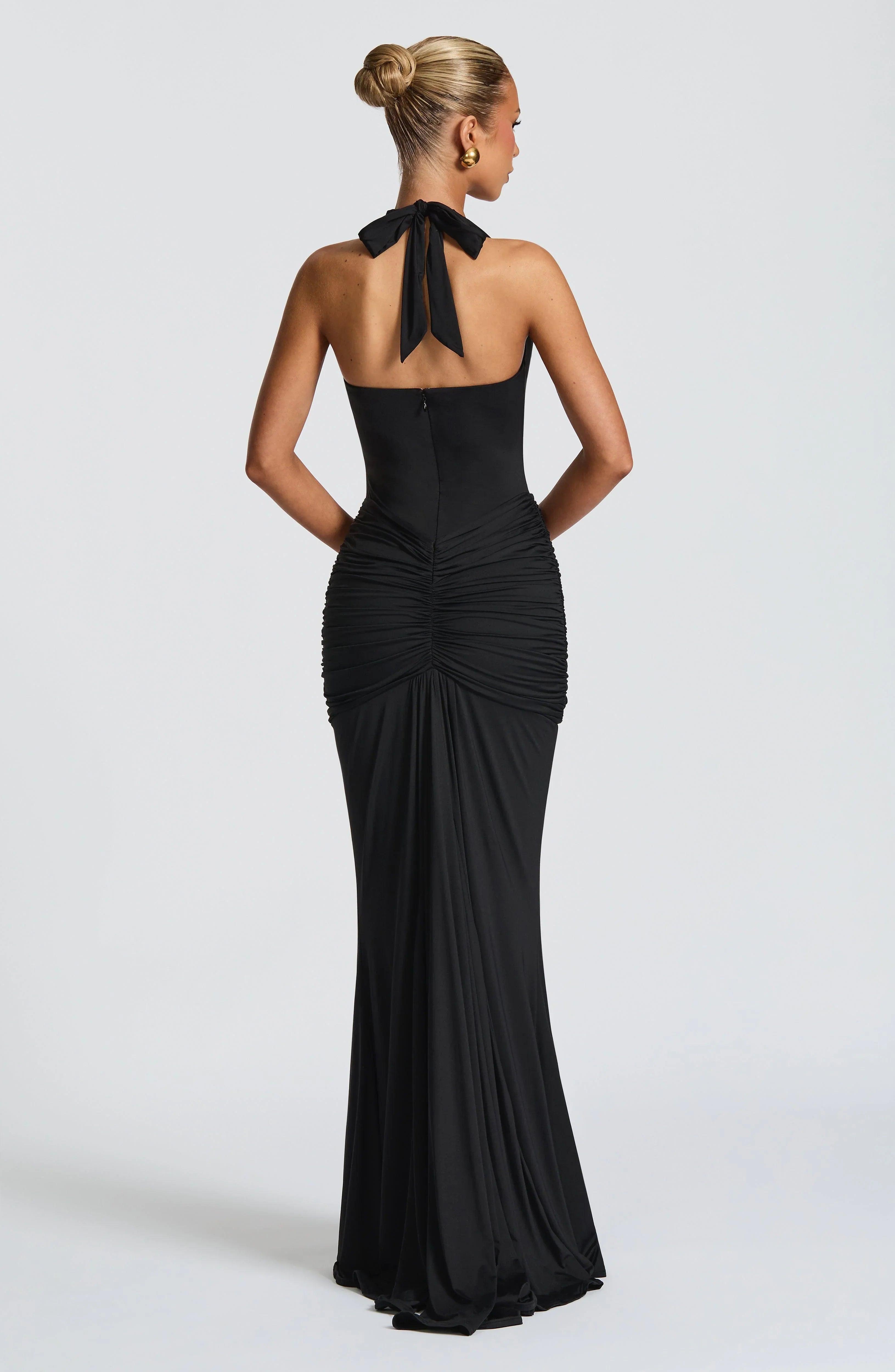 Ilenia – Deep Plunge Halter Gown