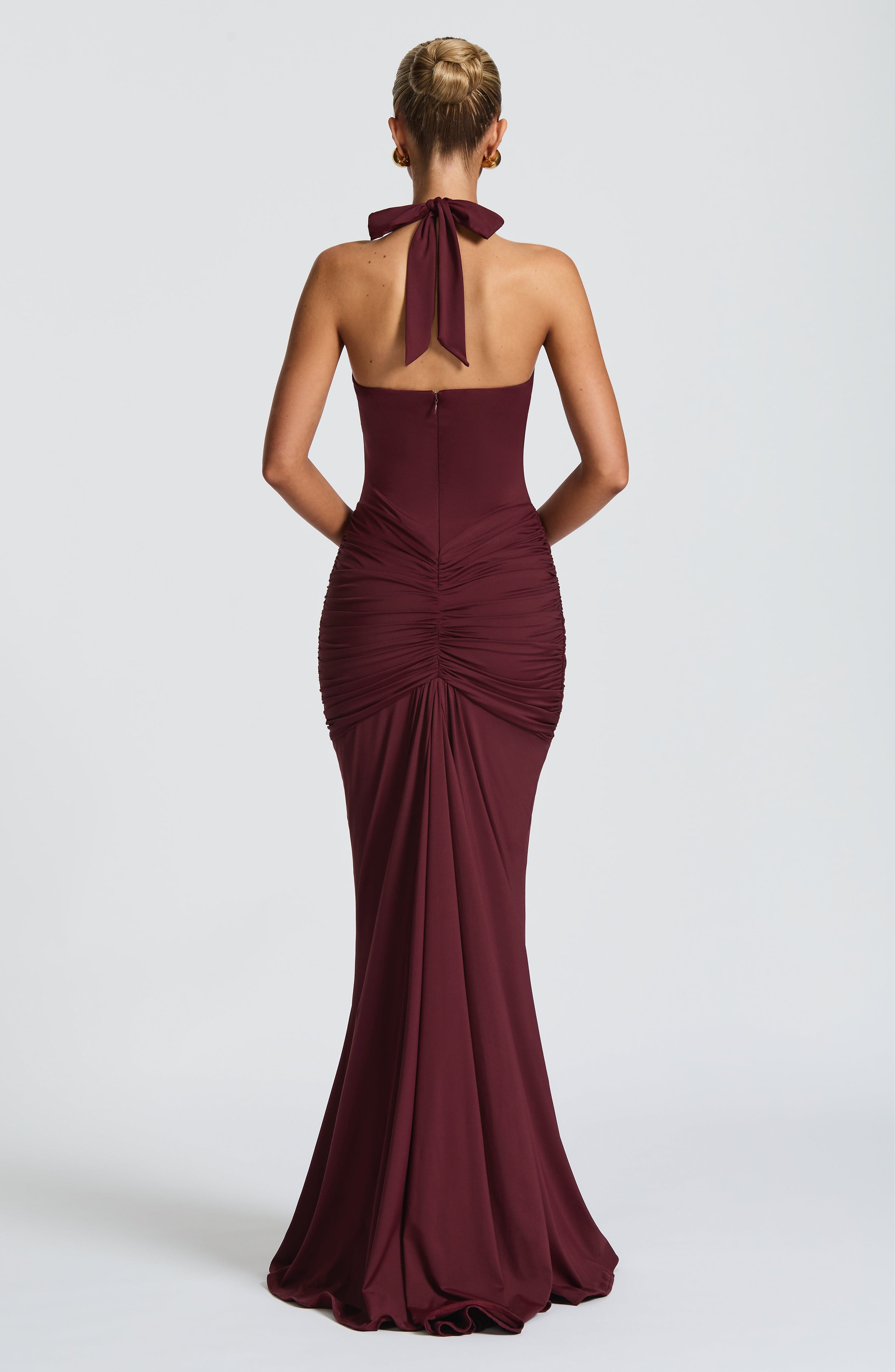 Ilenia – Deep Plunge Halter Gown
