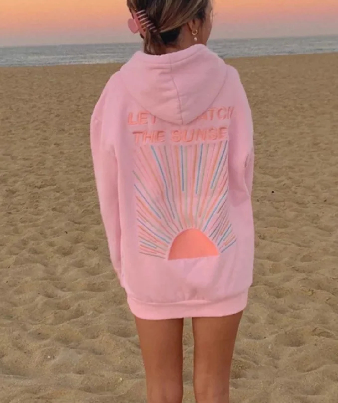 Ellie – Sunset Hoodie for Mindful Moments
